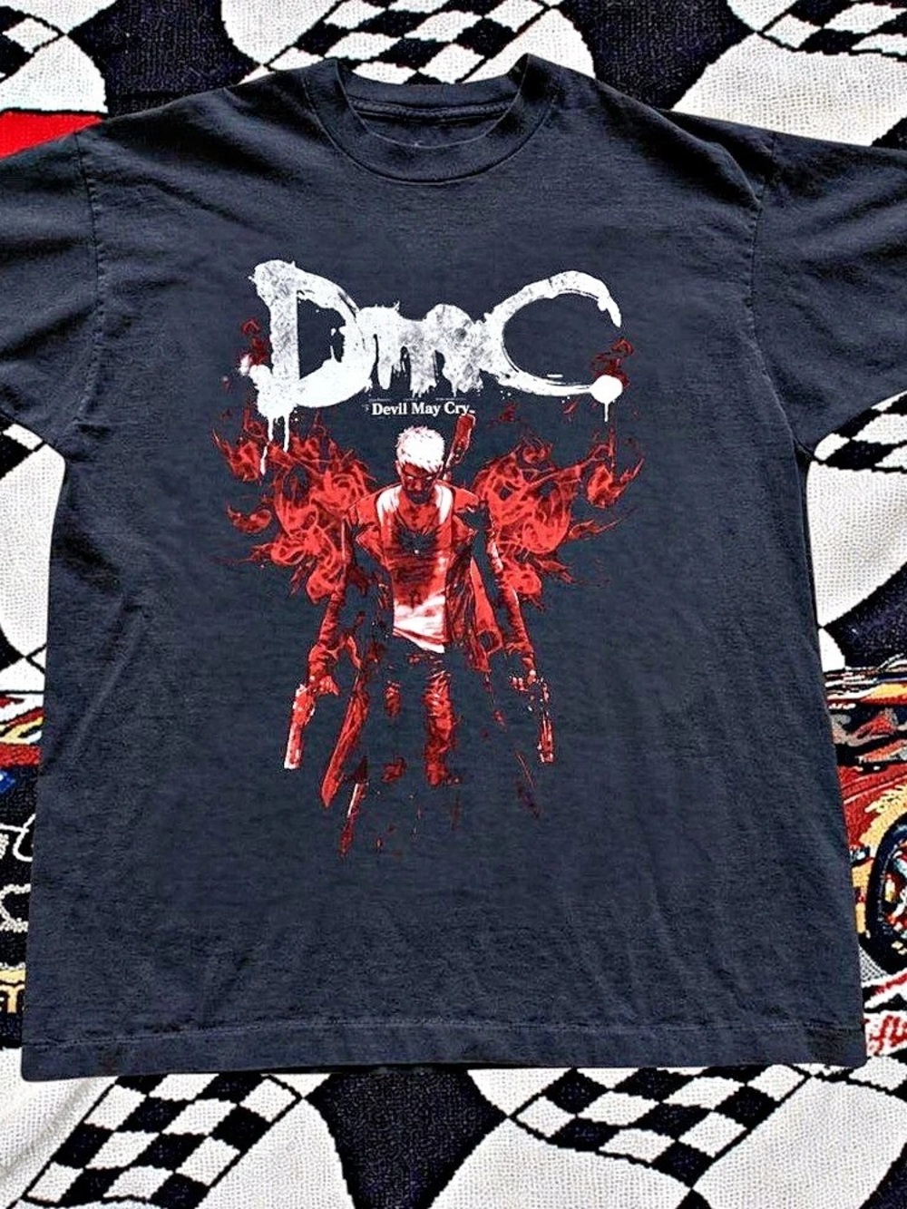 Capcom DmC: Devil May Cry Smoke Wings T-Shirt